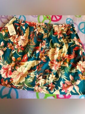 Women's Teal Floral Elastic-Waist Bermuda Shorts